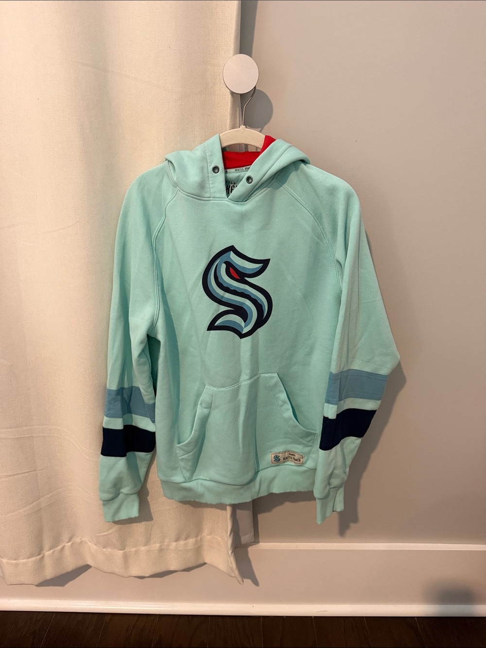Seattle Kraken Mint Green Pullover Hoodie - NHL Logo